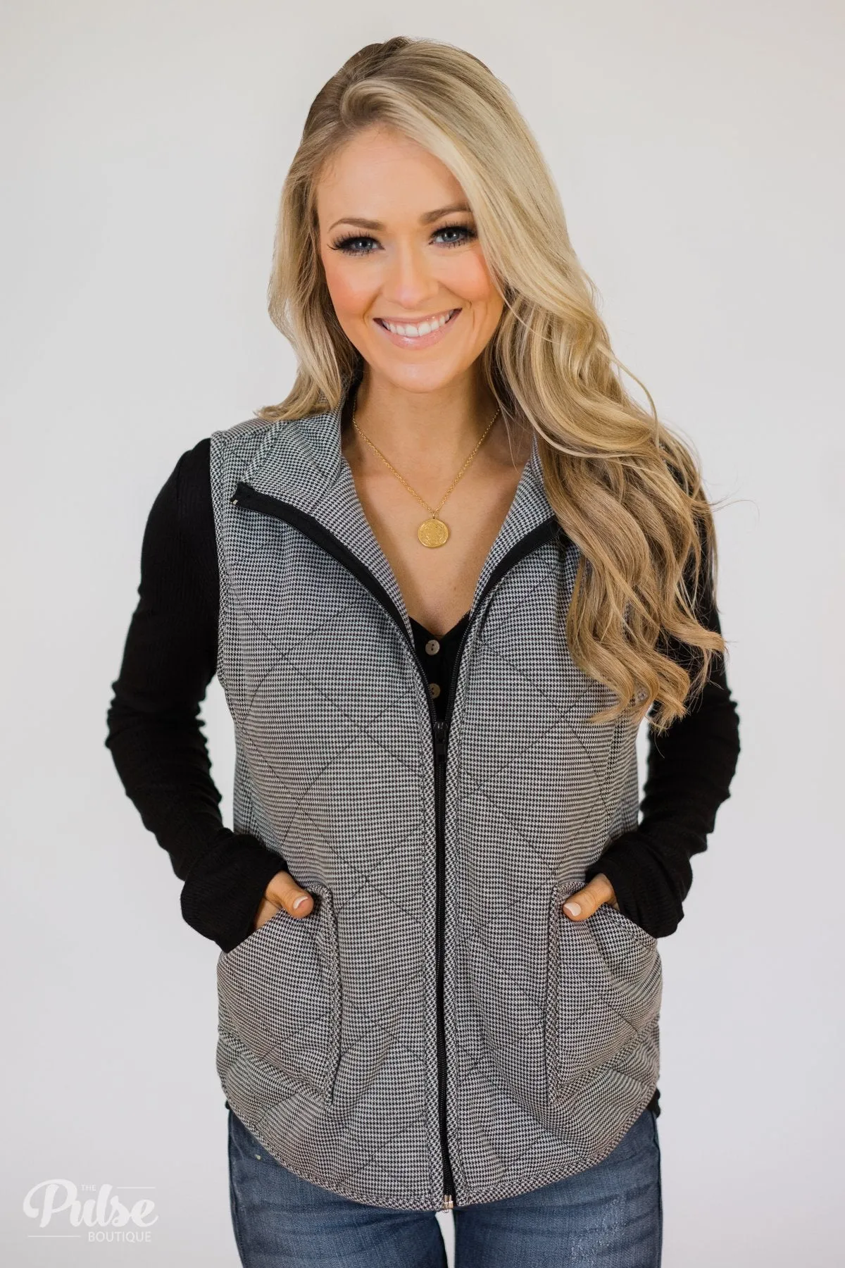 Quilted Pocket Vest- Black