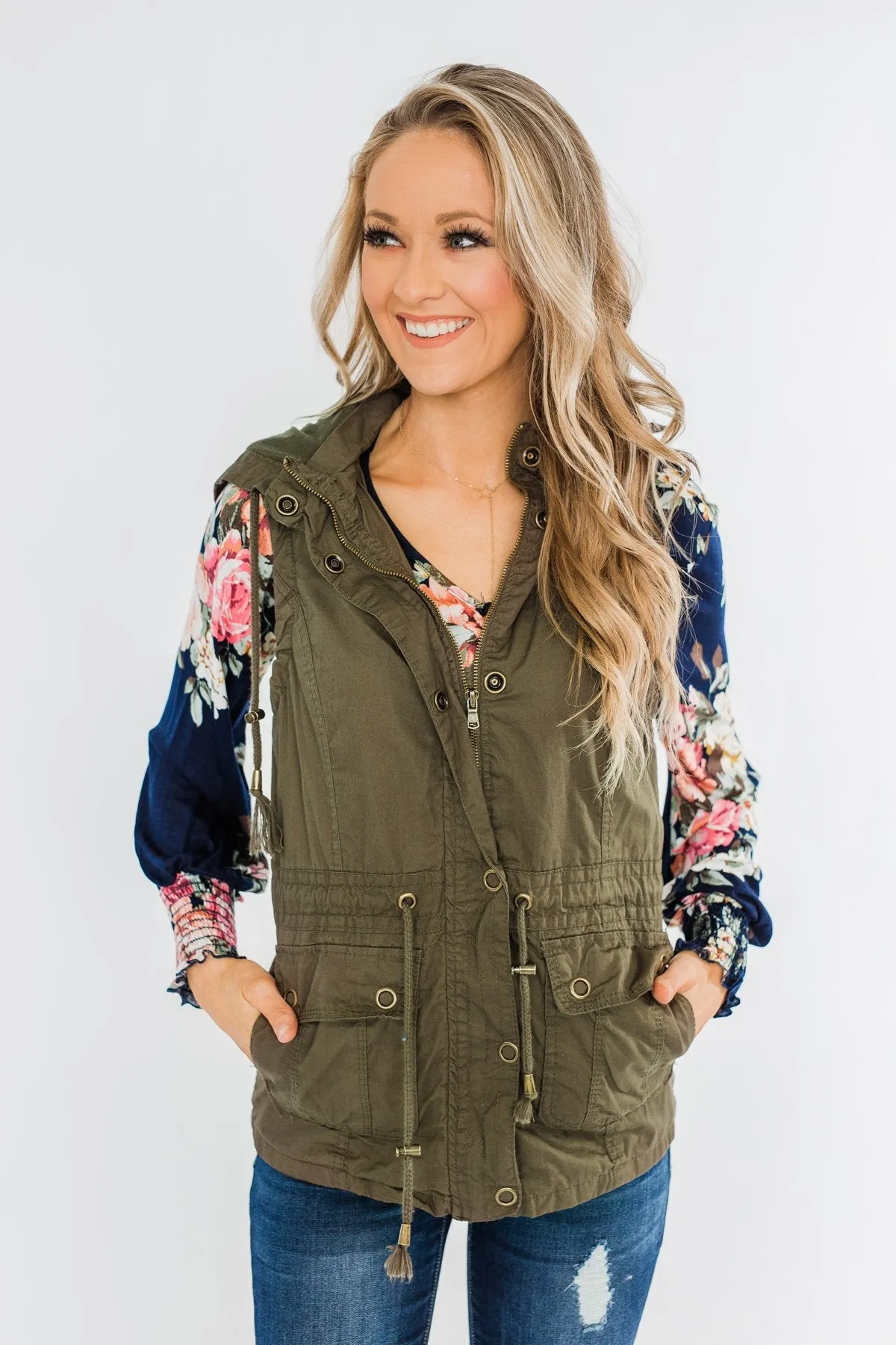 Season Essential Vest- Olive